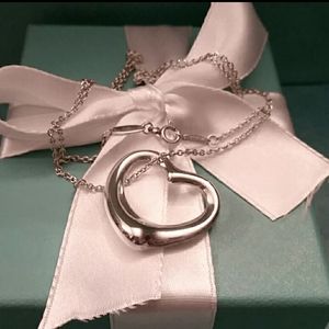 Tiffany& Co.Large Open Heart Elsa Peretti Necklace